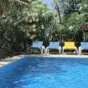Cosy With Swimming Pool And Spacious Private Terrace Appartement